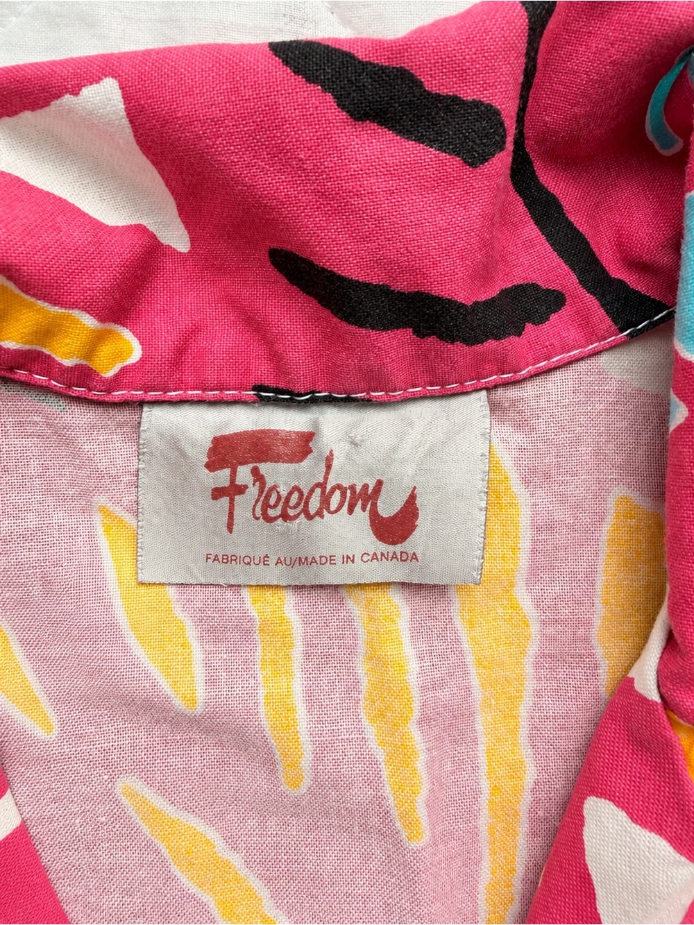 Vintage Freedom Made in Canada Men’s L XL Abstract Tropical Shirt - Picture 3 of 4
